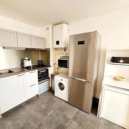 Studio, Terrasse Et Piscine, Proche Centre Et Plages Lejlighed *