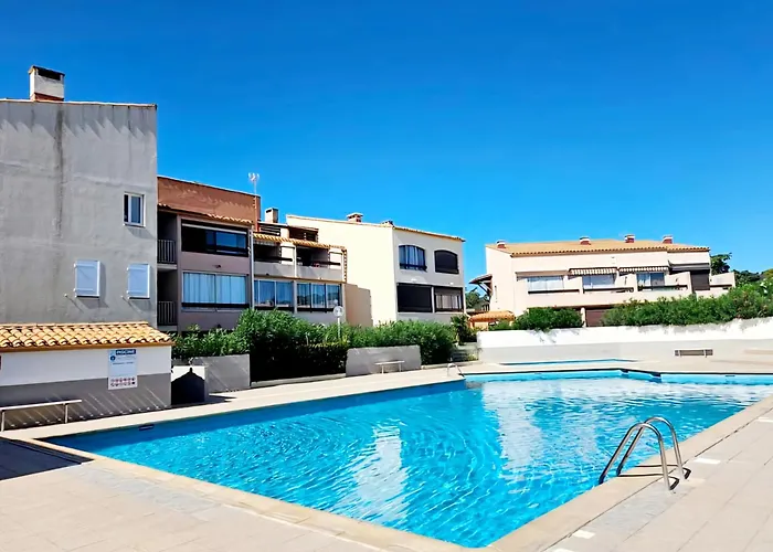 Studio, Terrasse Et Piscine, Proche Centre Et Plages Apartman