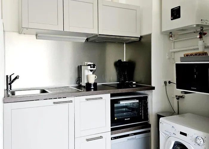 Apartman Studio, Terrasse Et Piscine, Proche Centre Et Plages Agde